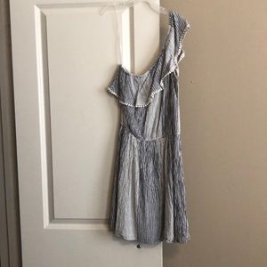 NEVER WORN American Eagle Dress !!